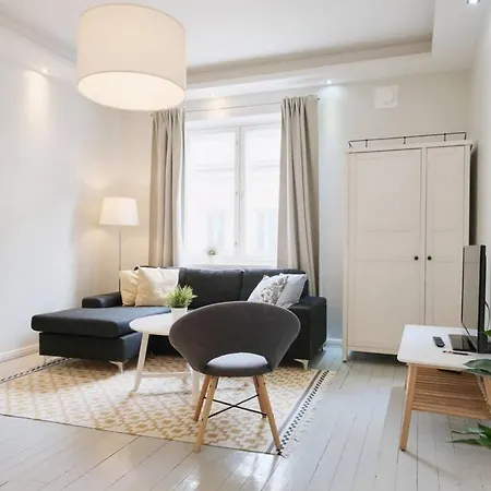 Appartamento 1, 5 Bedroom Stylish Family *