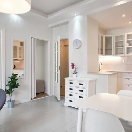 1, 5 Bedroom Stylish Family Helsinki