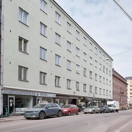 Διαμέρισμα 1, 5 Bedroom Stylish Family