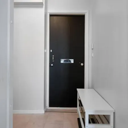 شقة 1, 5 Bedroom Stylish Family
